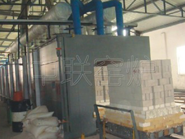 安順Pingdingshan Xinzhiyuan 60m Mullite Tunnel Kiln